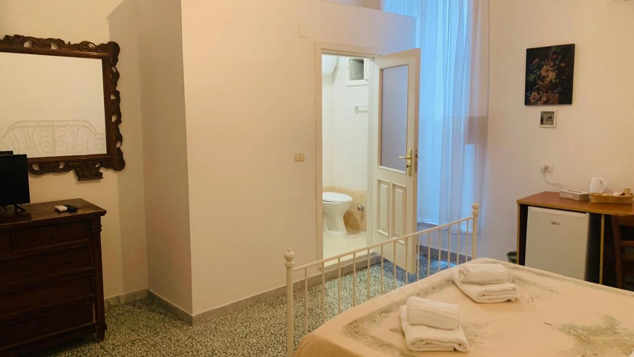 Colombo Apartment E Room Βιέστε Εξωτερικό φωτογραφία